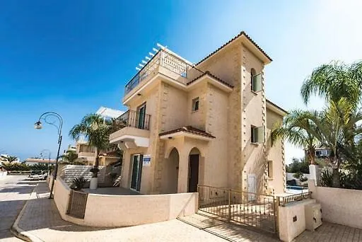Timotheos Villa Protaras